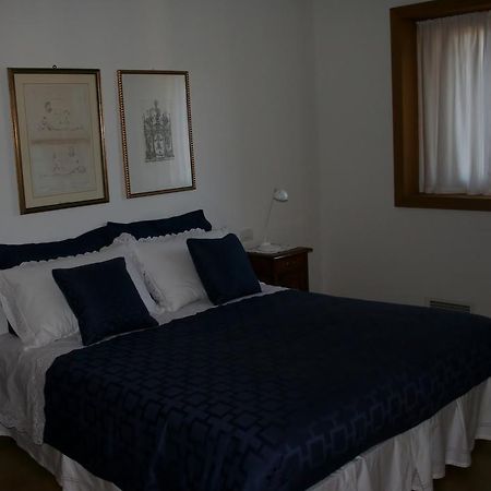 B&B Casa Incantata Revo Bilik gambar